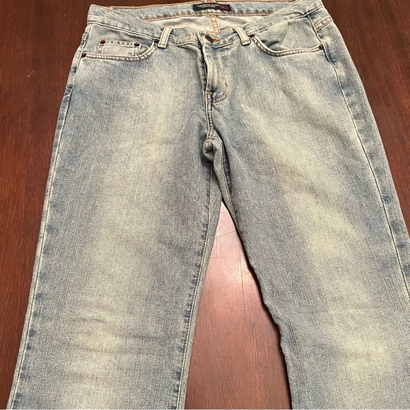 American Eagle Light Wash Flare Denim Jeans - Picture 2 of 13